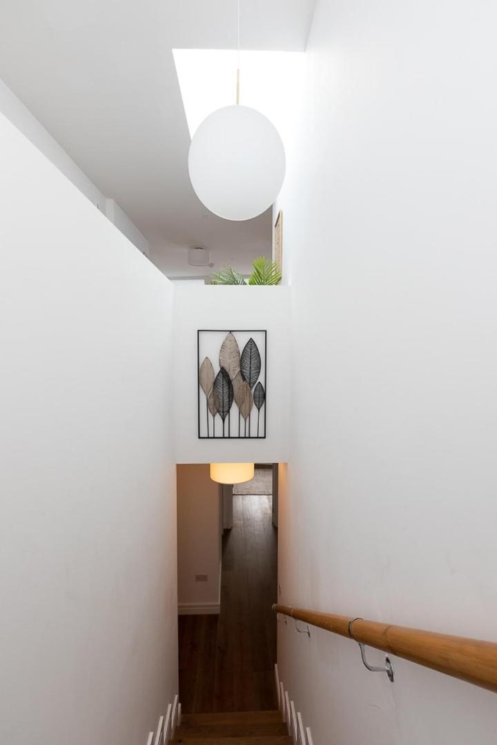 Luxury 2 Bedroom Duplex Penthouse Covent Garden Holborn ロンドン エクステリア 写真